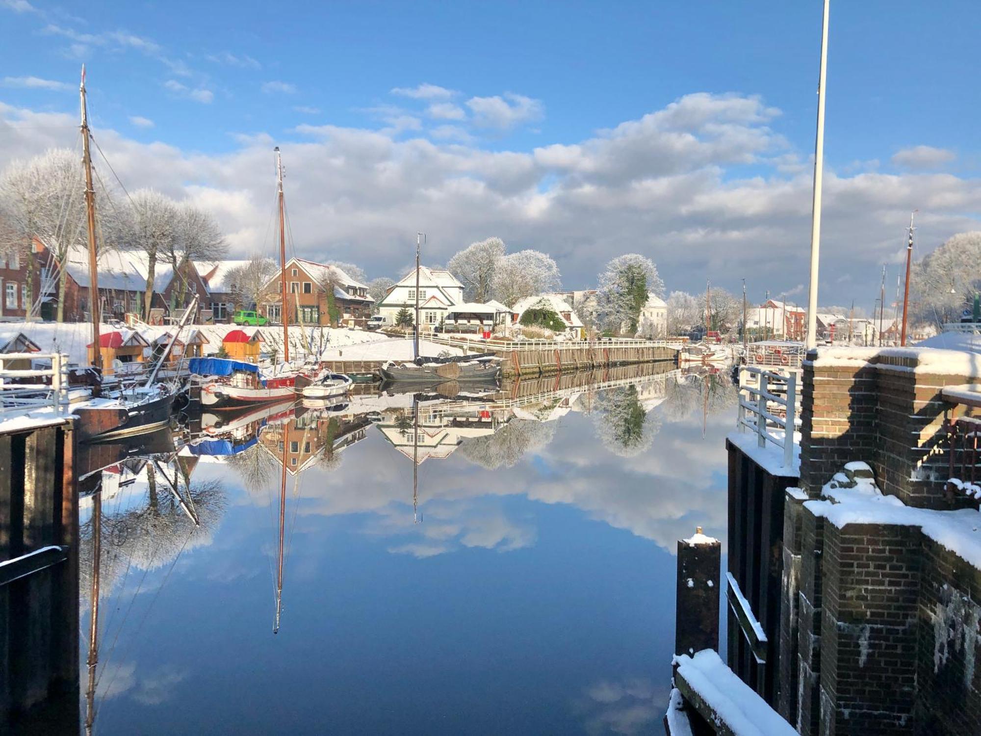 Ferienwohnung Yachthafen De Lorenzo Carolinensiel Bagian luar foto
