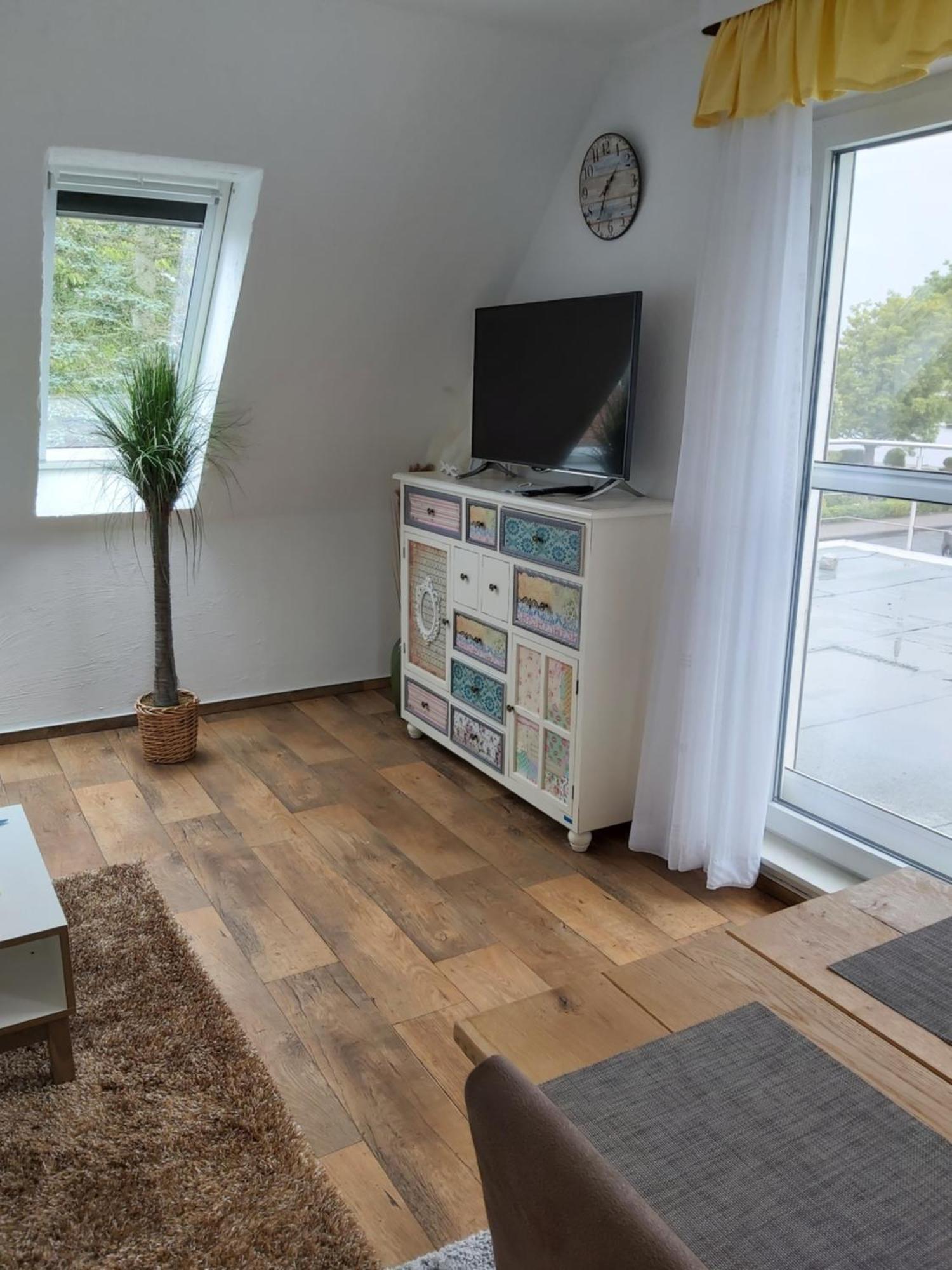 Ferienwohnung Yachthafen De Lorenzo Carolinensiel Bagian luar foto
